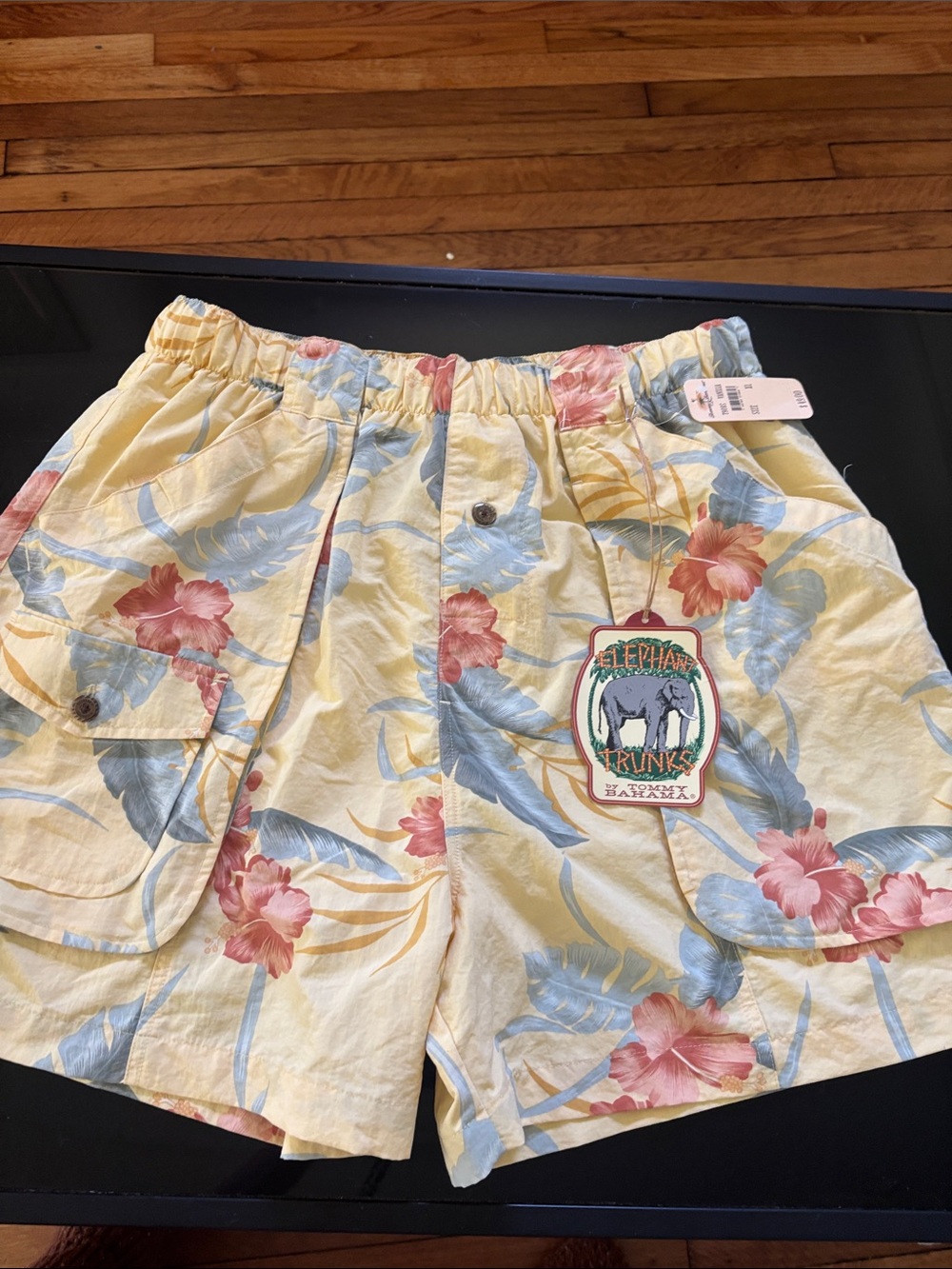 Tommy Bahama Yellow Floral Elephant Patch Shorts NWT